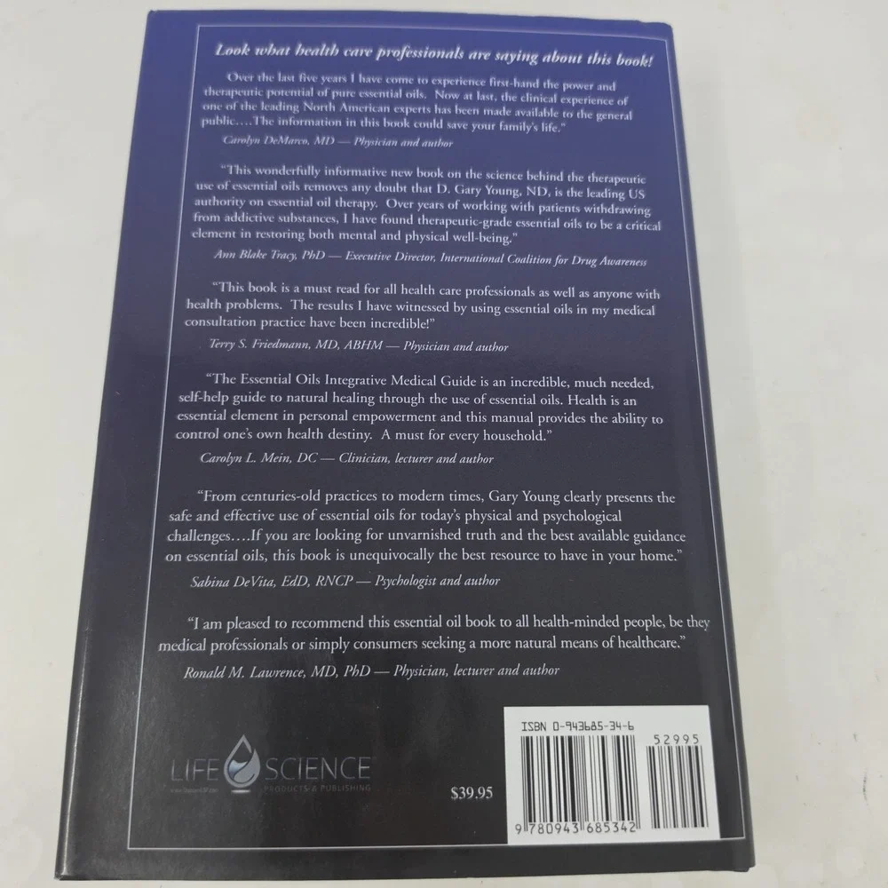 Book Essential Oils Integrative Medical Guide Hard Cover New